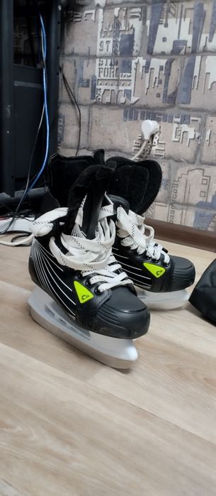 Коньки подростковые