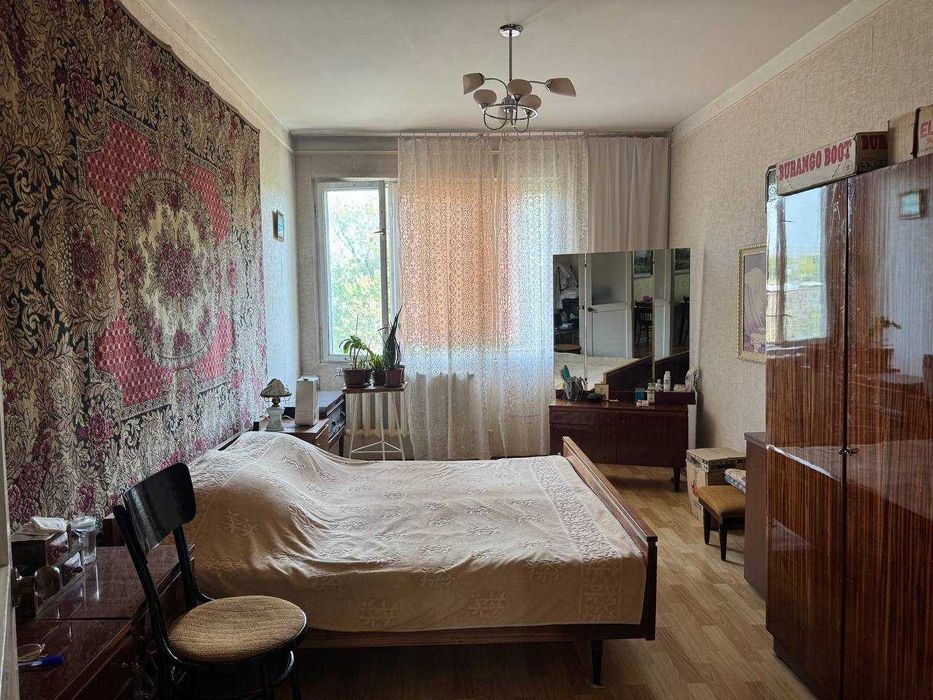 Продам Квартиру свою 3/5/5 на Чиланзар 18 квартал