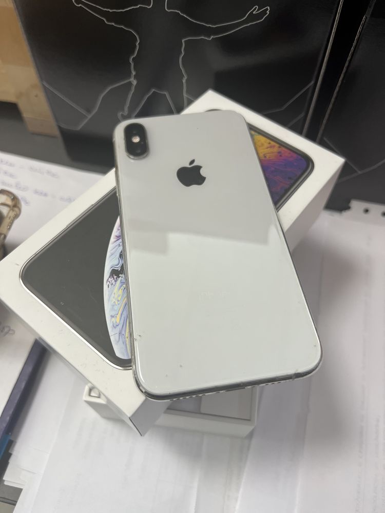 iPhone XS 64gb white