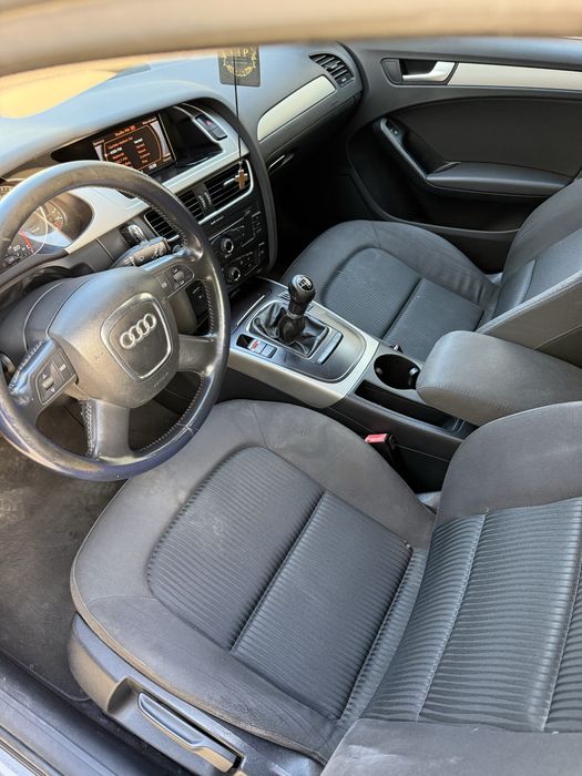 Vand Audi ~A4 ~B8 S-Line 2.0 TDI ~146 cp An 2009