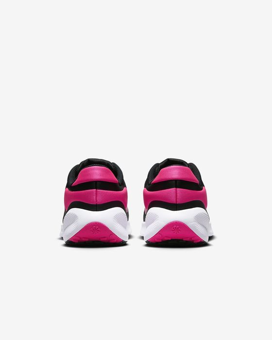 Нови!!!Маратонки Nike