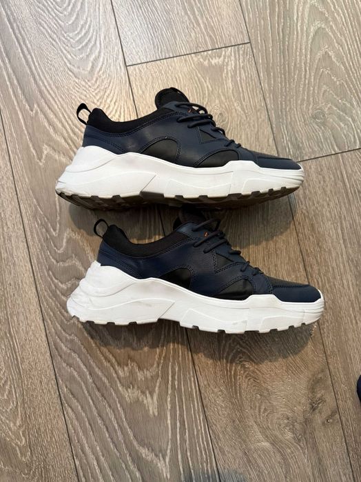 TRUSSARDI marimea 43