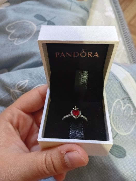Кольцо PANDORA DISNEY злая королева (белоснежка)