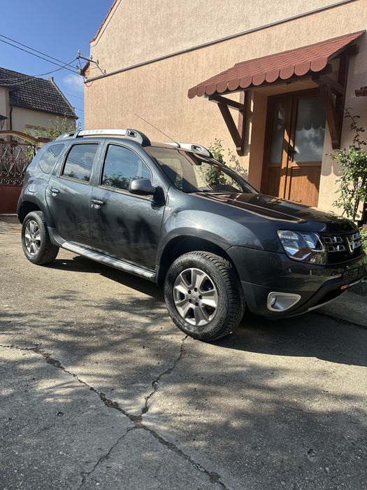 Vand dacia duster 1,5 dci automatic 4x2