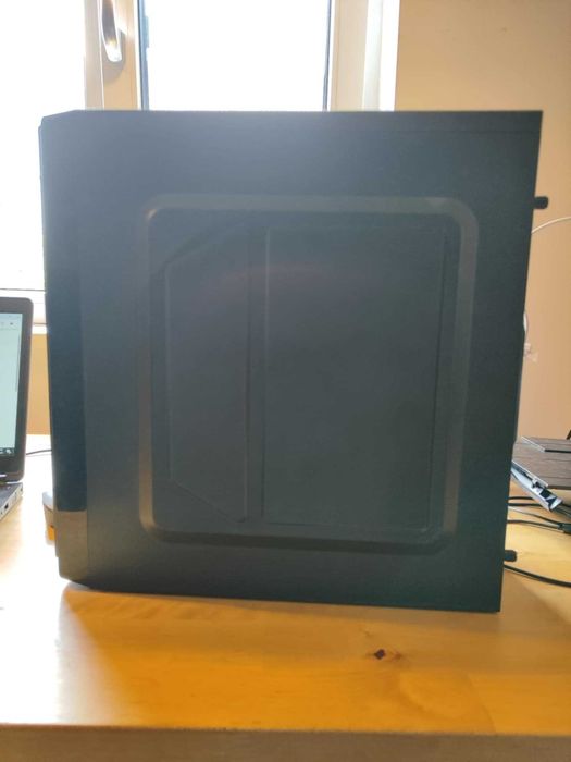 Vand sistem desktop ASUS, Ryzen 3