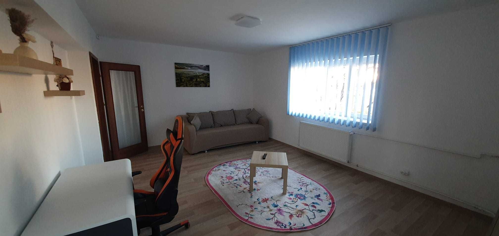 Particular vand apartament doua camere in Cartier Aviatiei
