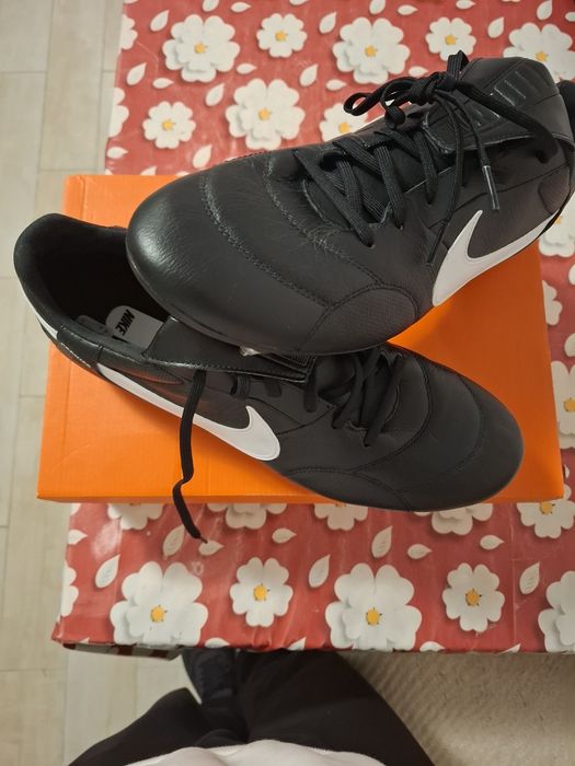 Ghete de fotbal Nike Premier