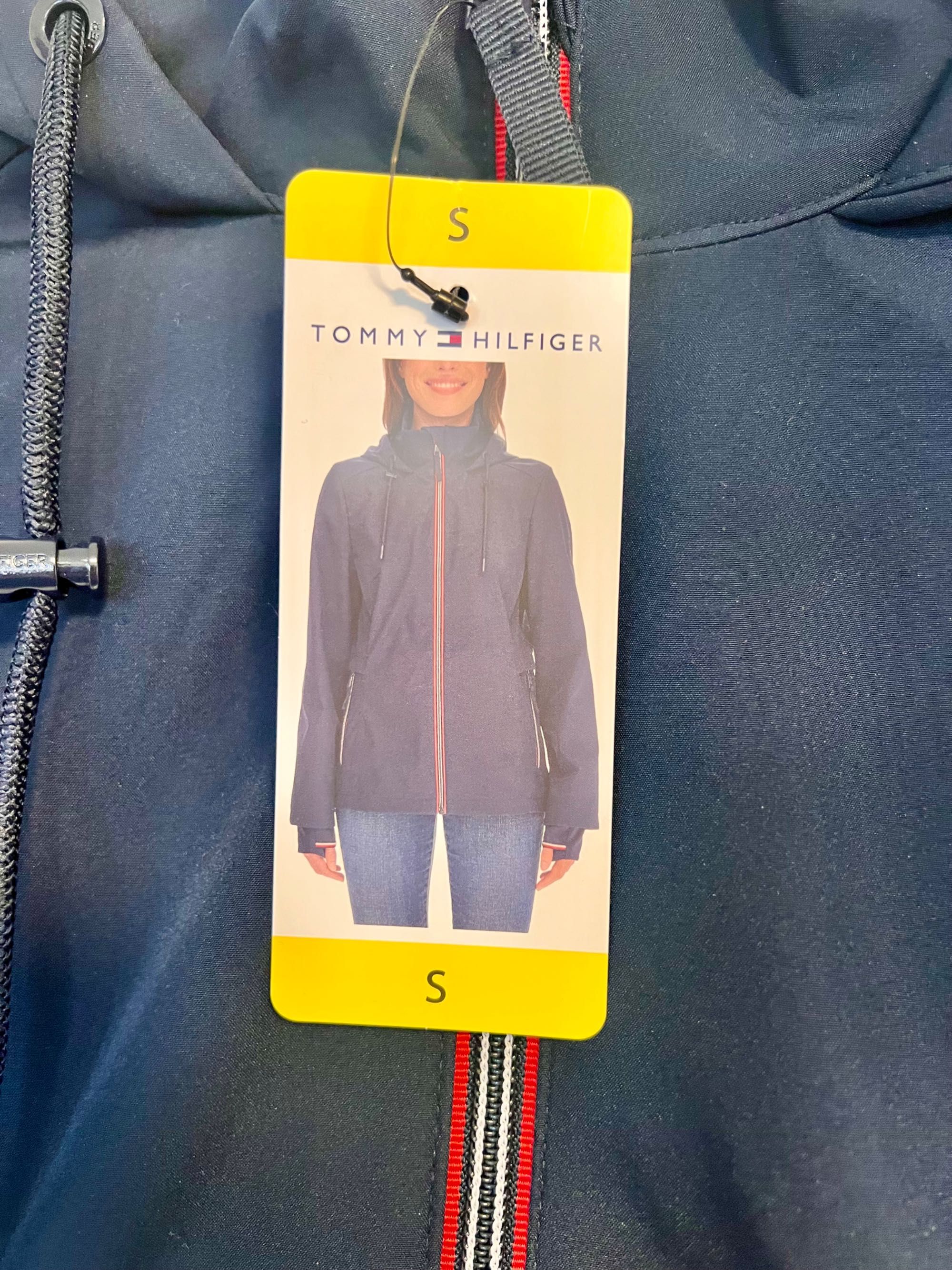 Преходно яке Tommy Hilfiger дамско