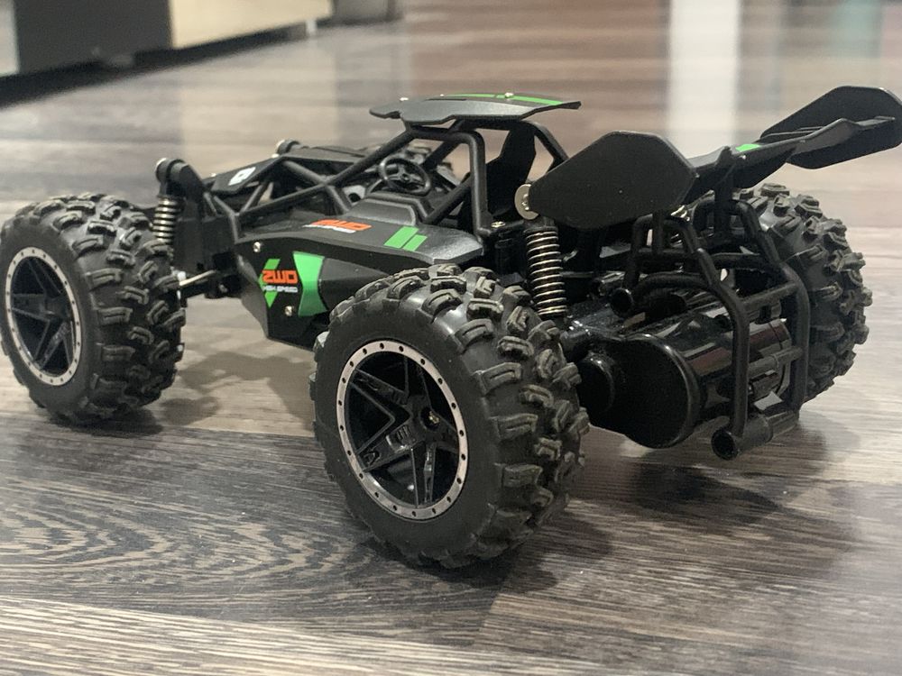 Masinuta cu telecomanda cu acumulator (dune buggy)