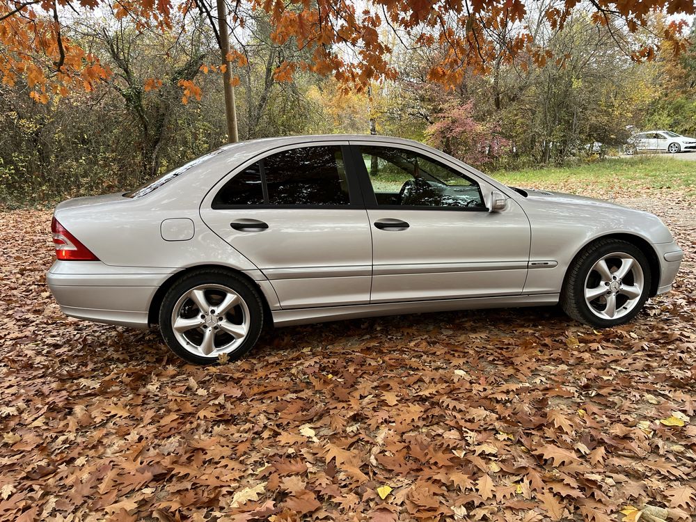Mercedes-Benz C200 CDI Facelift – 2004 г.
