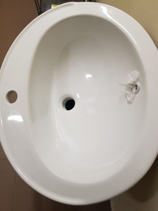 Chiuvetă ceramică