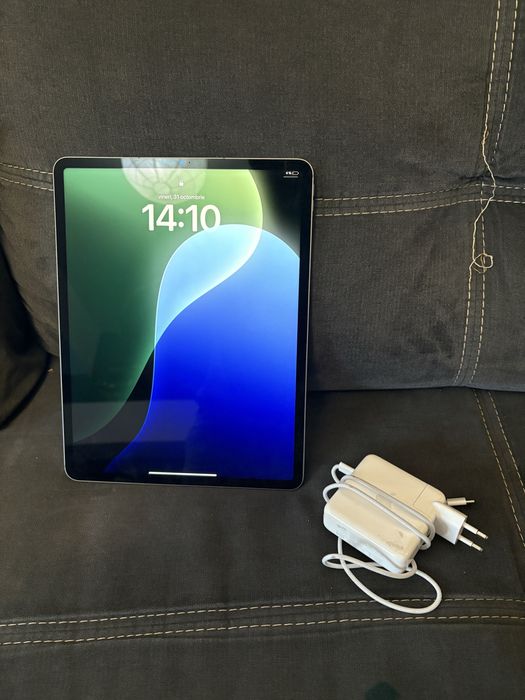 iPad Pro 12.9" M2 6th Gen 2022 256GB Cellular