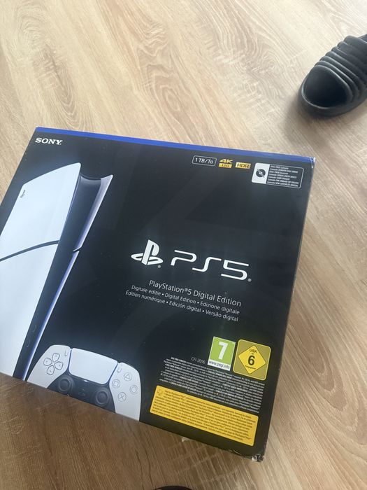 Play station 5 DIGITAL