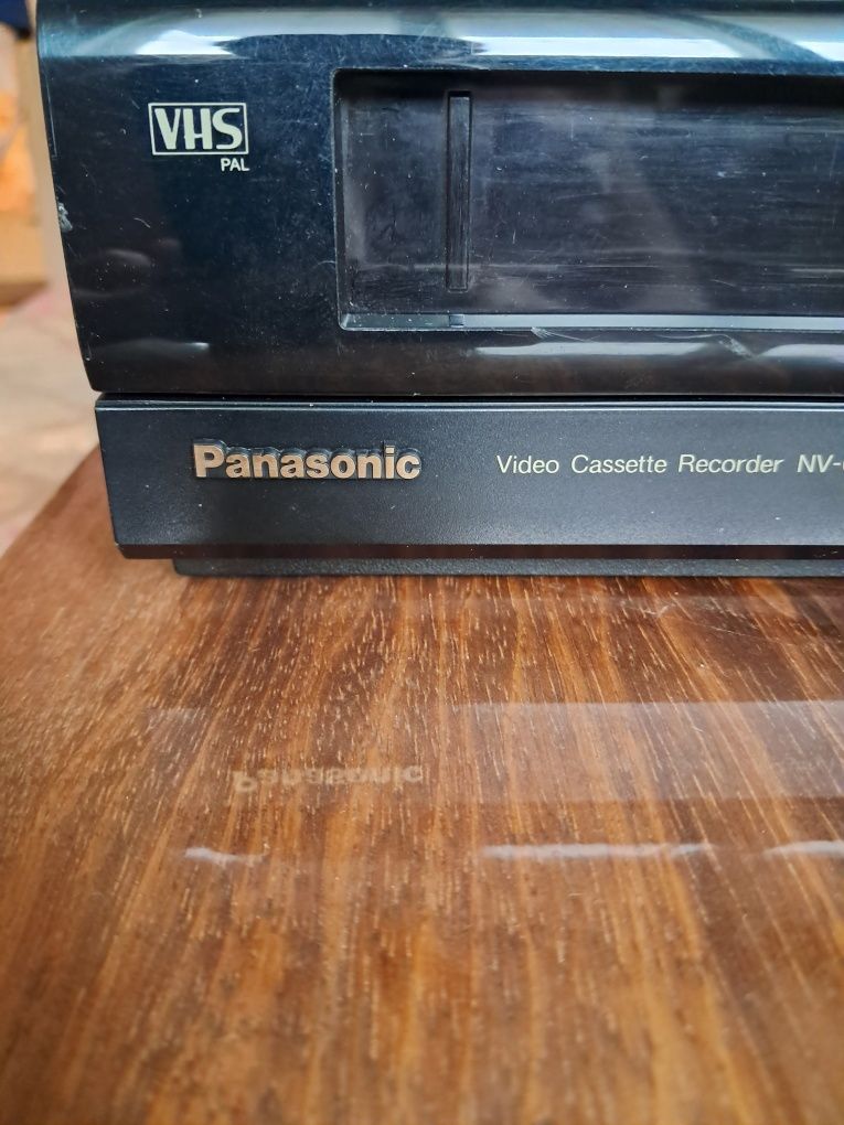 Видео Panasonic G40