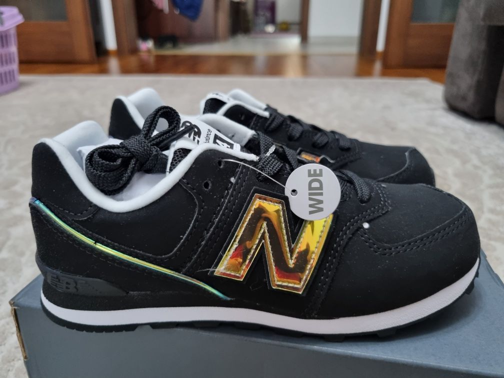 Pantofi sport NEW BALANCE nr.  36