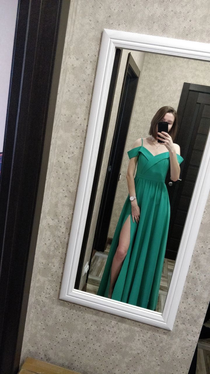 Элегантна зелена рокля, размер S/XS