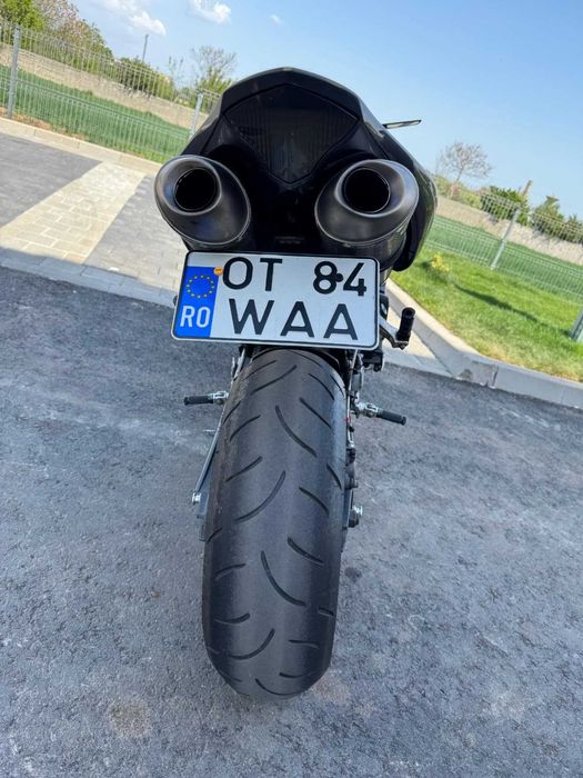 Yamaha R1 RN12 2006