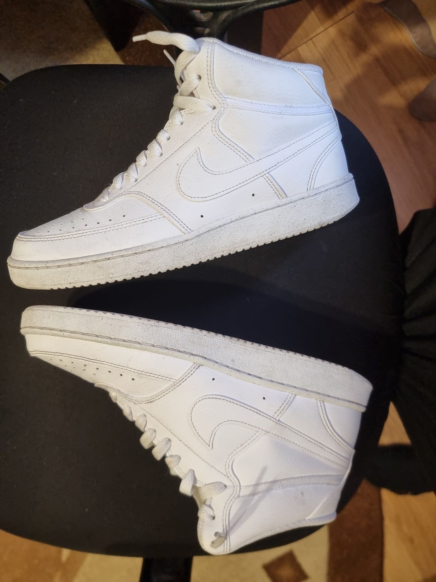 Vând Court Vision White Mid