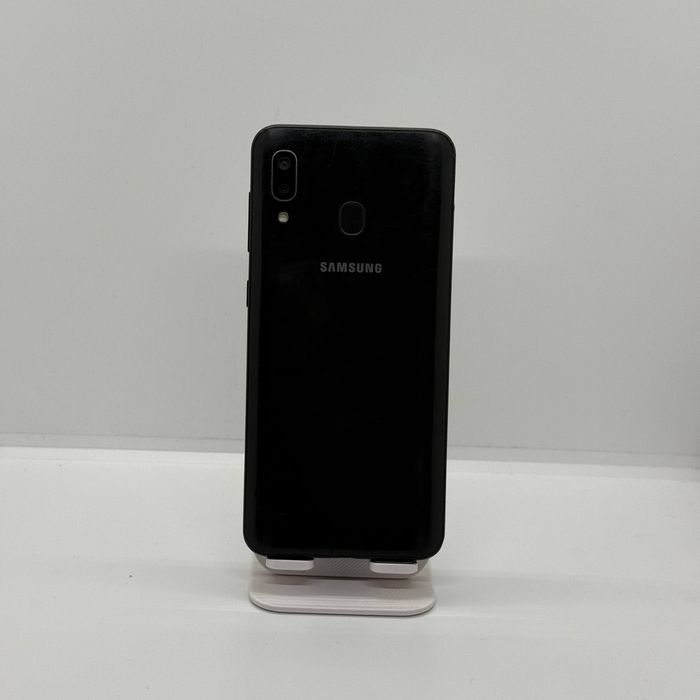 Samsung A20 sotiladi dastavka bor