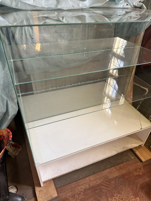 Витрины б/у 2 штуки