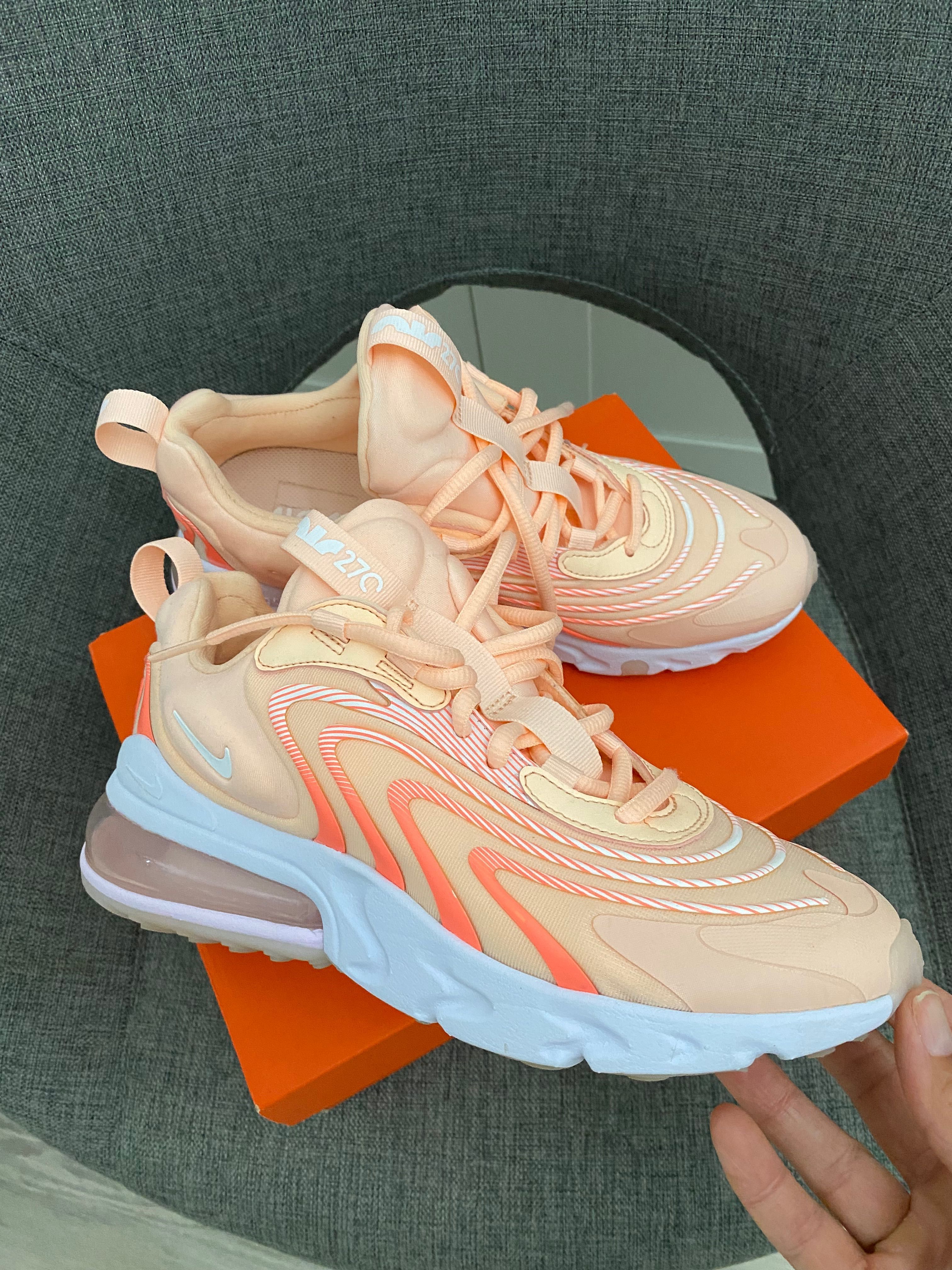 adidas Nike Air Max 270