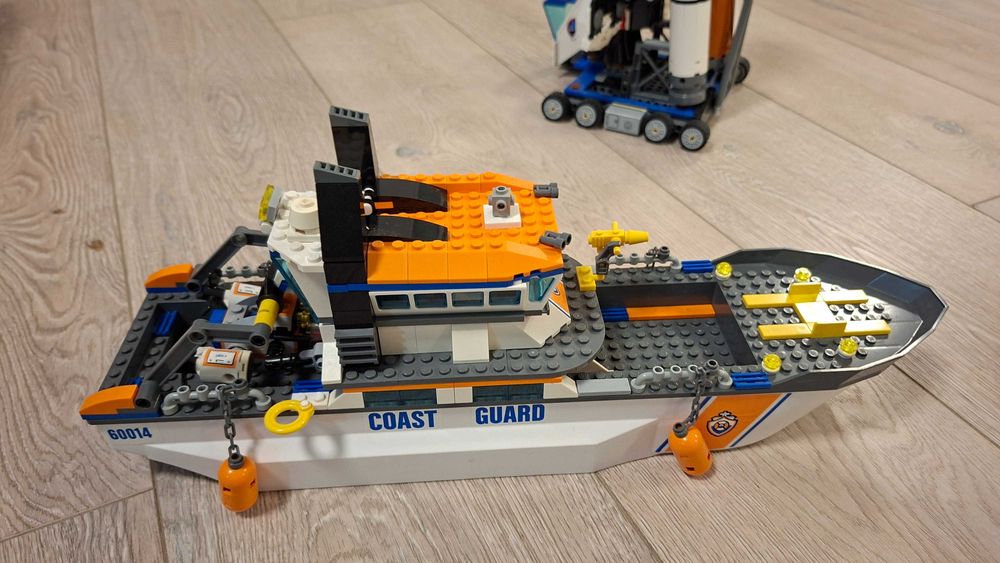 Кораби LEGO  два броя- цената е за брой