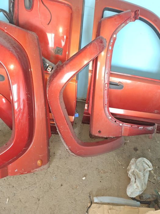 Jeep KJ едрогабаритни части