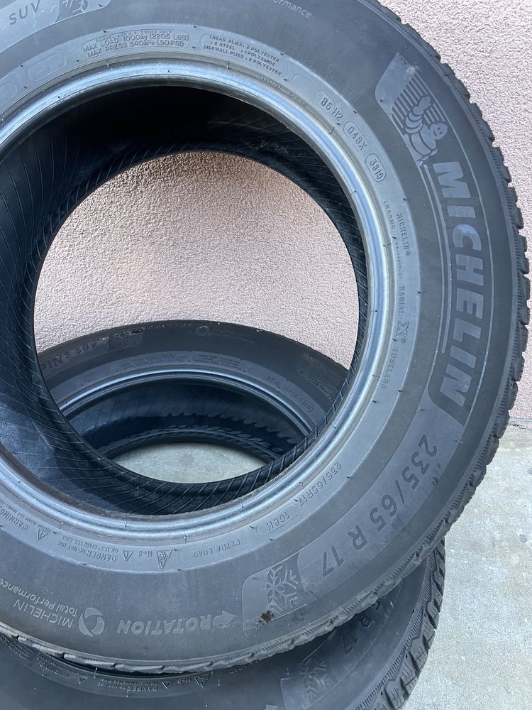 4бр.Зимни гуми MICHELIN Pilot Alpin5SUV/Мишелиналпин/235/65/17/dot3819