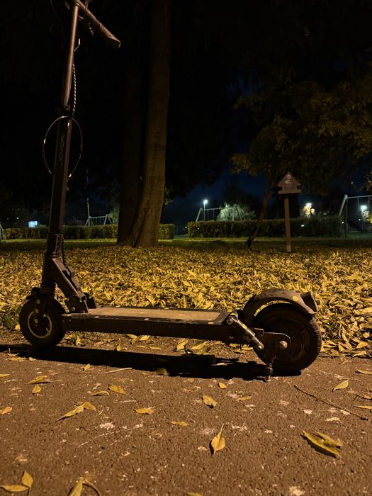 Vad trotineta in stare buna dar nu are lumina