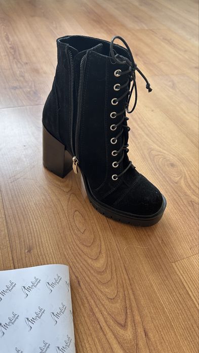 Noi Ghete Modish masura 35 piele neagra intoarsa