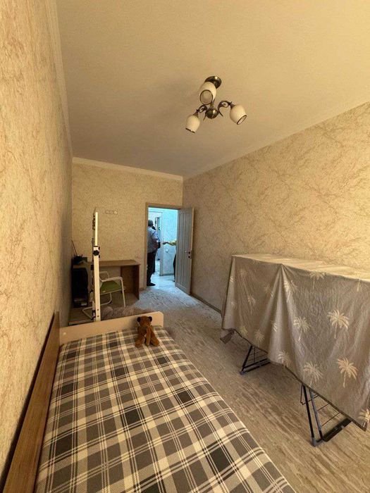 Продаётся вдоль дороги Шахристанская, 2/3/4 не торец