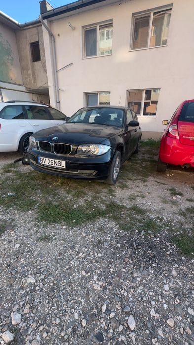 Bmw seria 118i  143cp