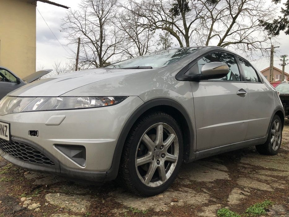 Dezmembrez Honda Civic 2.2 C-DTI 2008