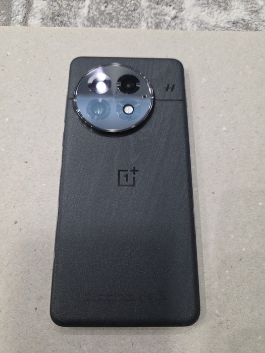 OnePlus 13 512 GB памет 16GB RAM Black Eclipse