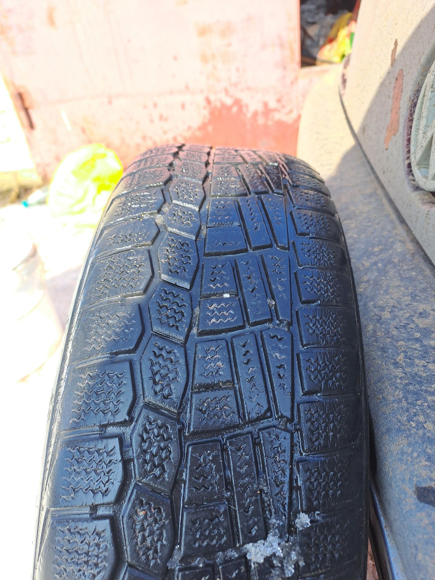 Продам колёса с дисками 2шт 175/65 R14