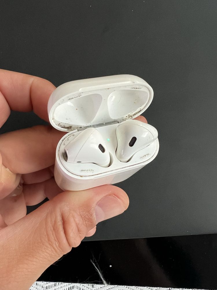 Airpods Gen 2 A1602
