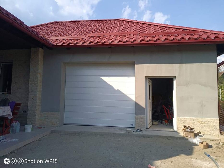 Usa de garaj/ usa secționala/ usa tip rulou/ usa industriala/ usa