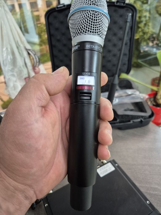 Shure ULXD Z17 Original cu Beta 87