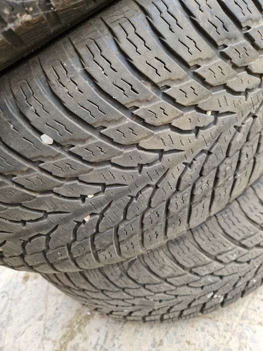 3 anvelope Nokian iarna 205 55 16