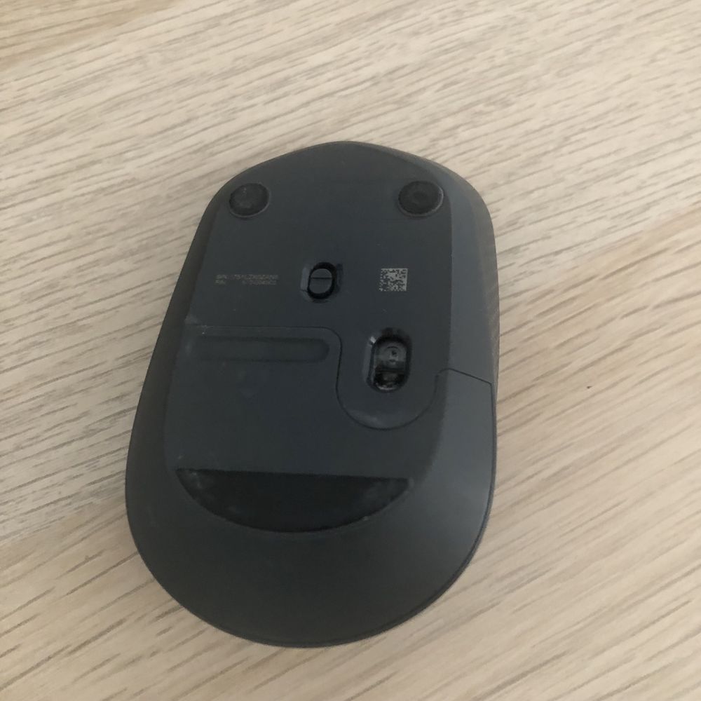 Vând maus logitech