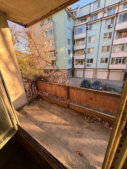 Продава се Двустаен апартамент в Пловдив, Център - 48 кв.м за 1271 €/кв.м - Снимка #1