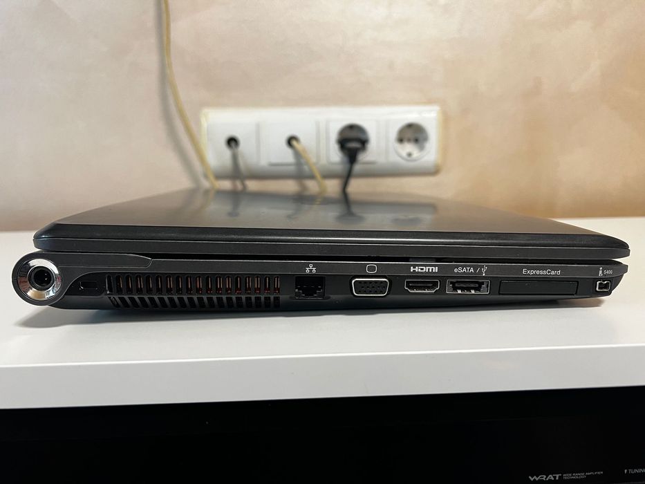 Лаптоп Sony Vaio VPCF12S1E 16.4 i7 , 6GB Ram , 512GB SSD , Full HD