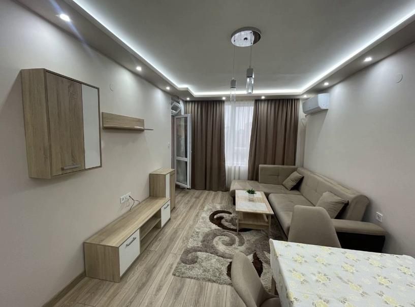 Дава се под наем Двустаен апартамент в Пловдив, Тракия - 65 кв.м за 402.9 € - Снимка #2