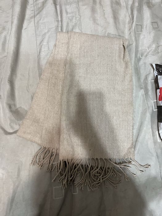 Женские вещи(шарф/шорты/юбки/платье)