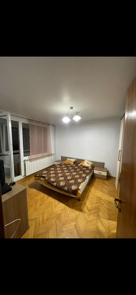 Inchiriez apartament cu 3 canere Giurgiului