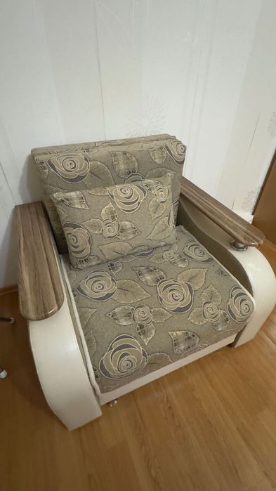 Тумбочка под телевизор/кресло раскладное