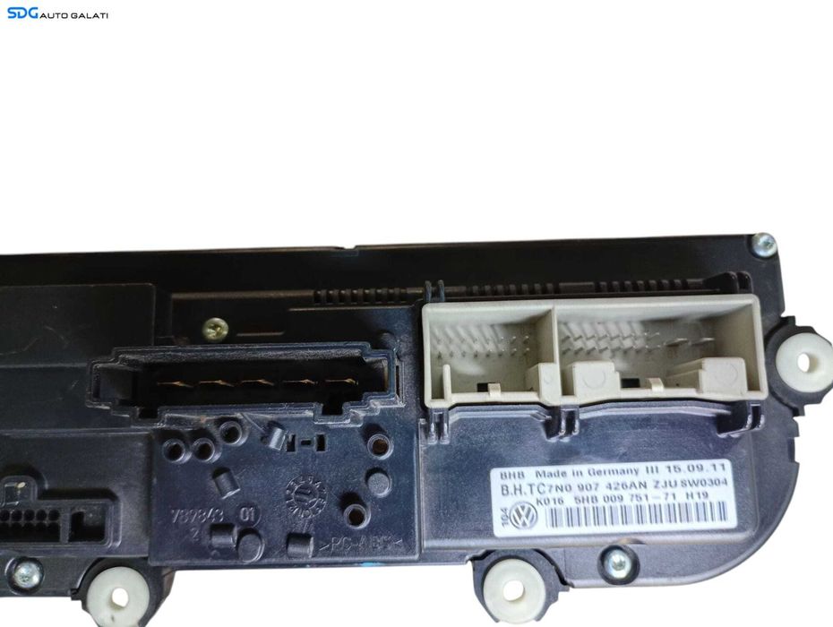 Panou Modul Unitate Comanda AC Aer Conditionat Clima Climatic cu Incalzire in Scaun Scaune Volkswagen Golf 6 Plus 2008 - 2013 Cod 7N0907426AN 5HB009751 [LC0615]