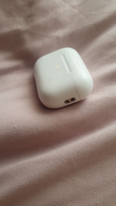 AirPods Pro 3  case; кейс от эйрподс про 3