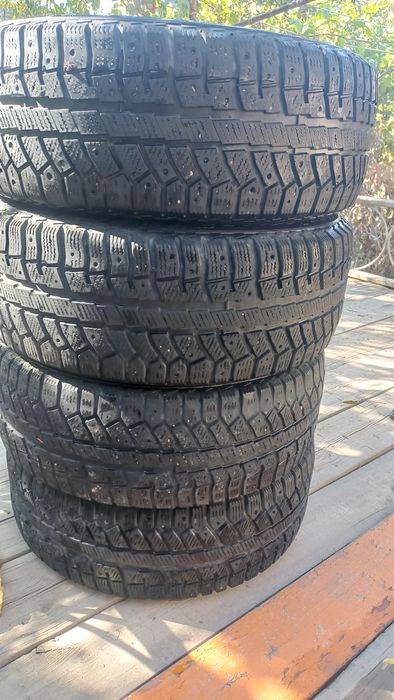 205/55 R16 2шт. 215/55 R16 2шт. Барлығы бірге сатылады. 60 000 болары.