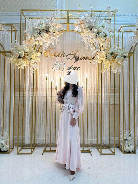 Продам платье как новое